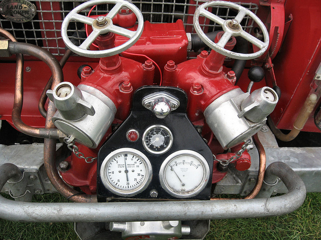 Land Rover Fire Pump