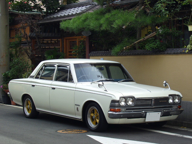 Toyota Crown De Luxe