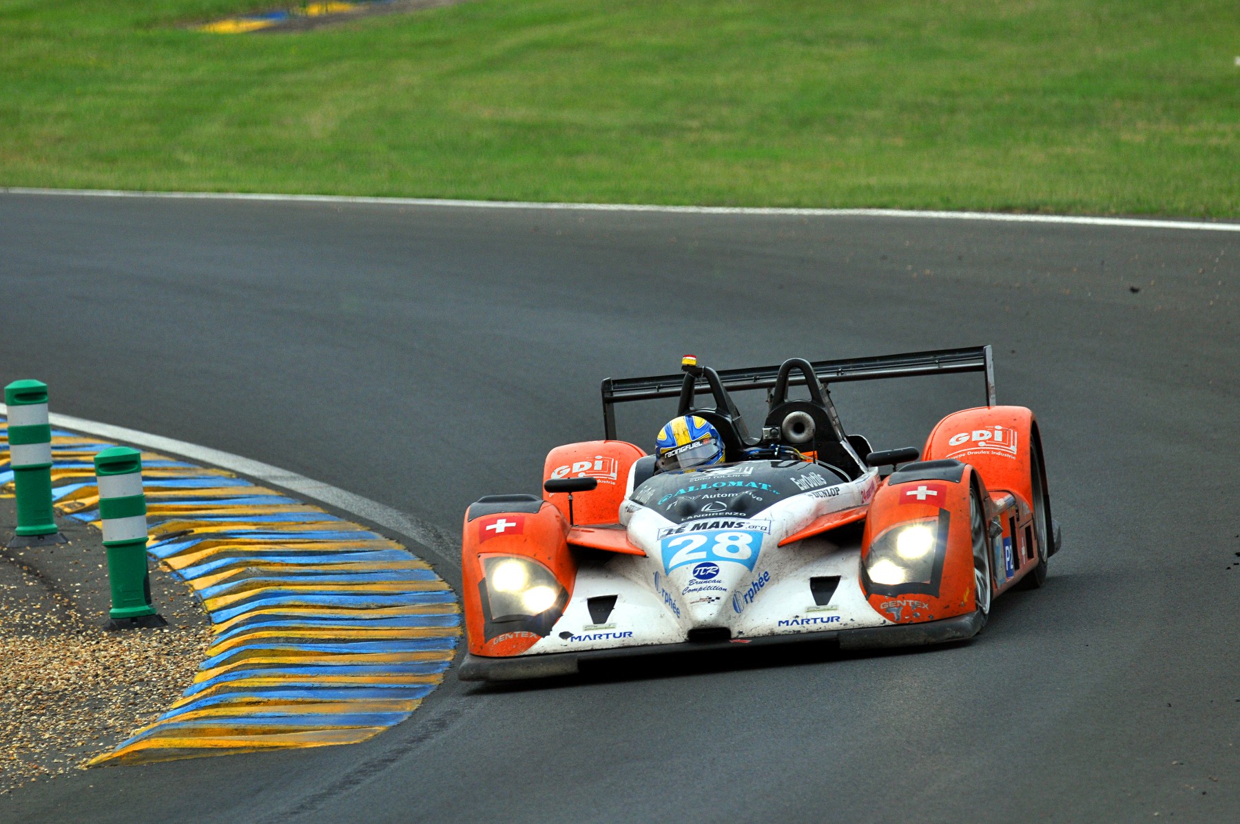 Radical SR9