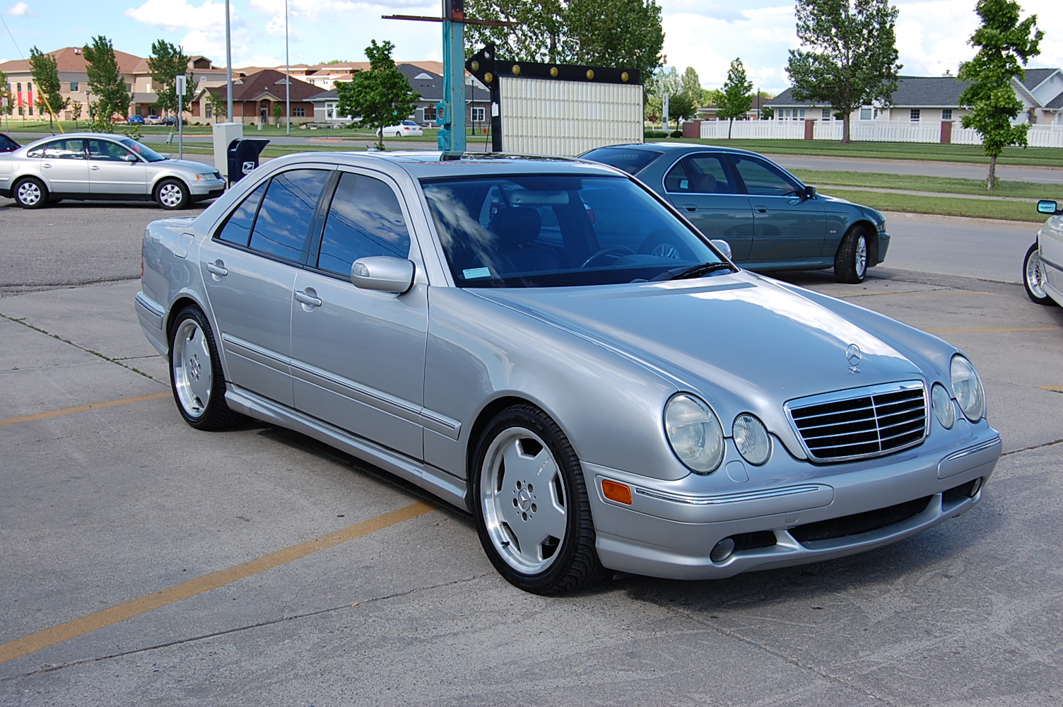 Mercedes-Benz E 55 AMG