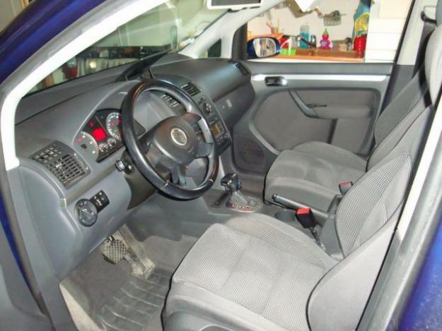 Volkswagen Touran 20 TDi