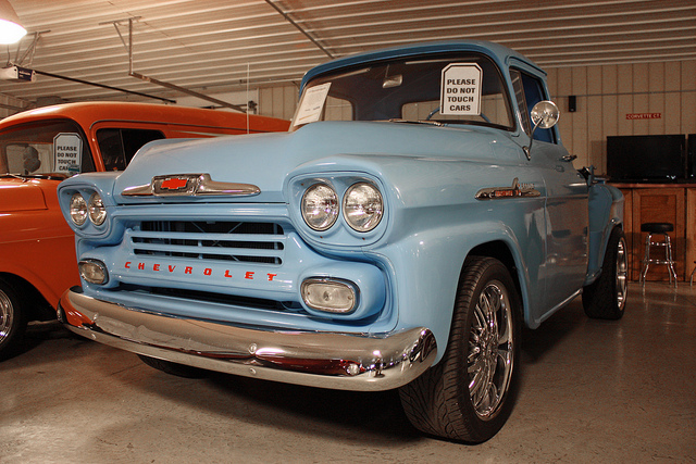 Chevrolet 3100 Apache pickup