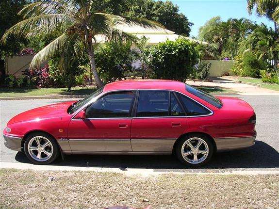 Holden Calais VR V8