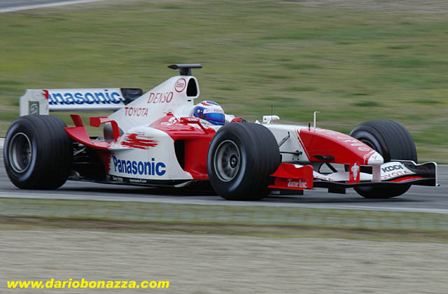 Toyota TF104