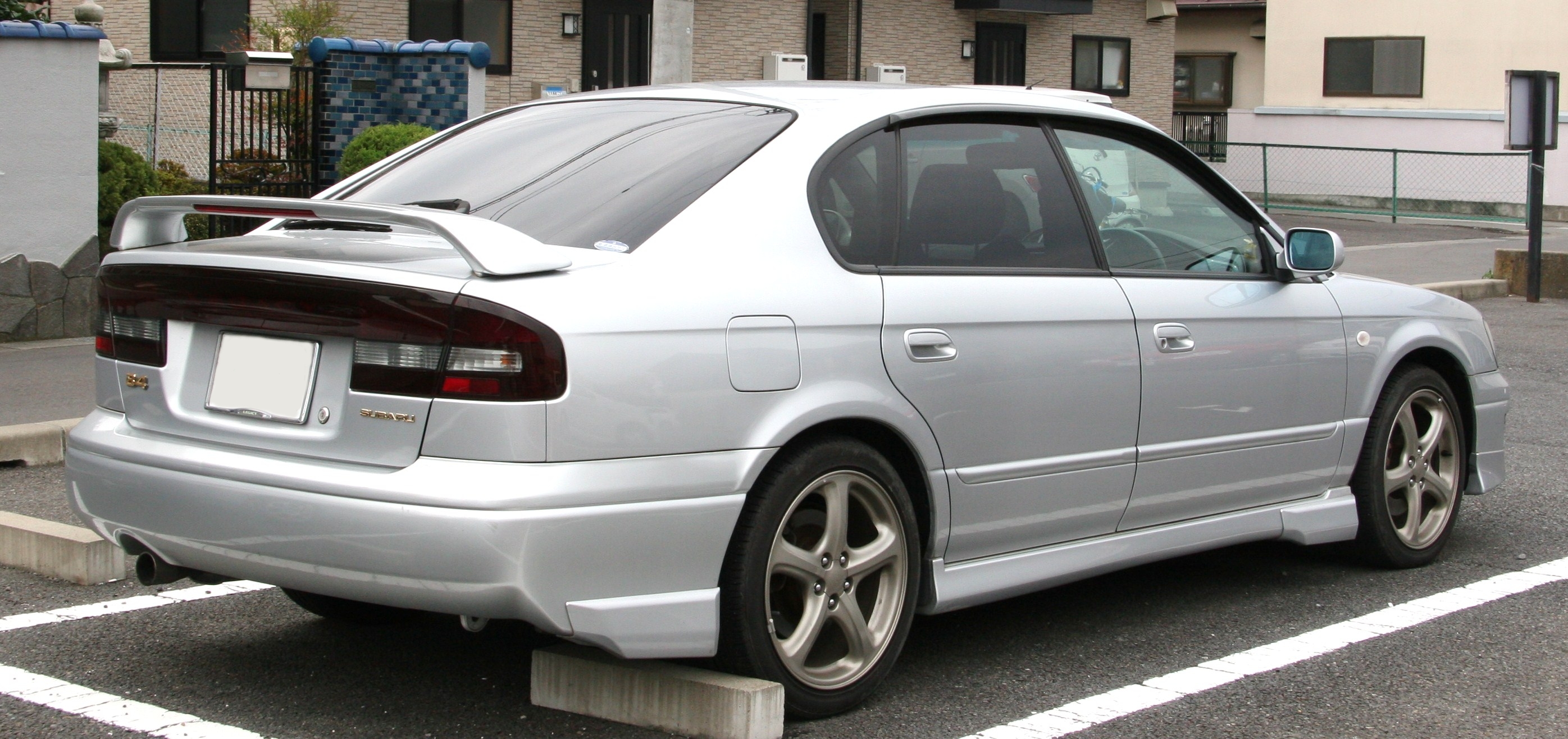 Subaru Legacy B4