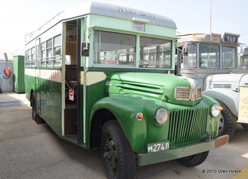 Ford Bus 1946