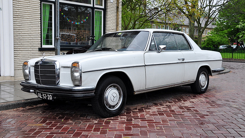 Mercedes-Benz 250 CE