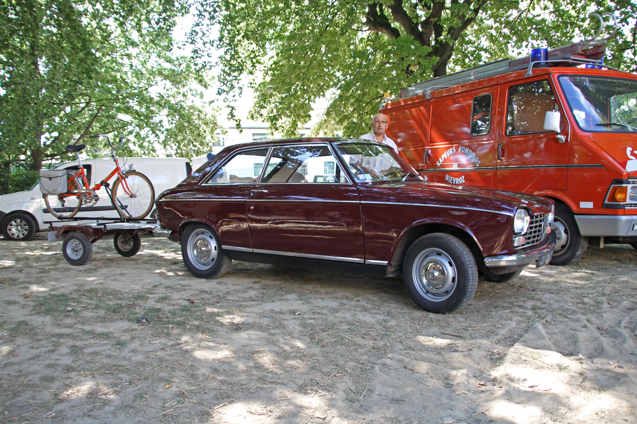 Peugeot 204 Coupe