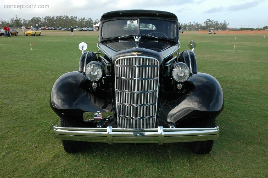 Cadillac Model 370D Fleetwood Imperial sedan