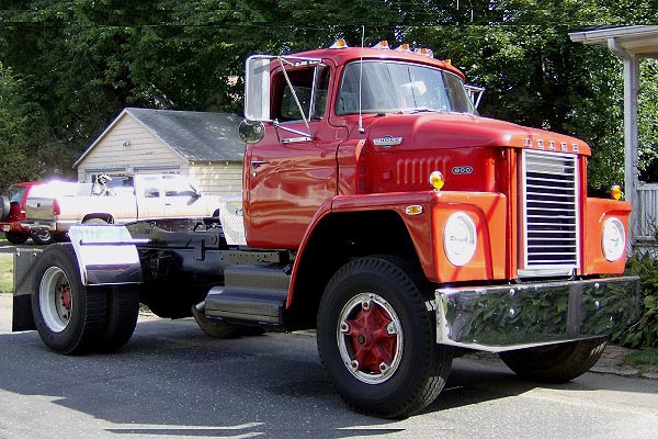 Dodge C-800