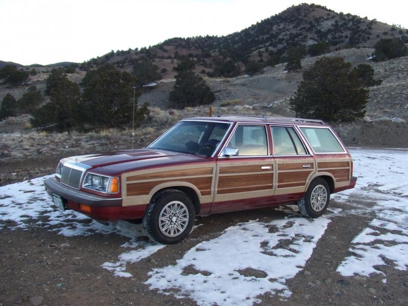 Chrysler Town Country Wagon