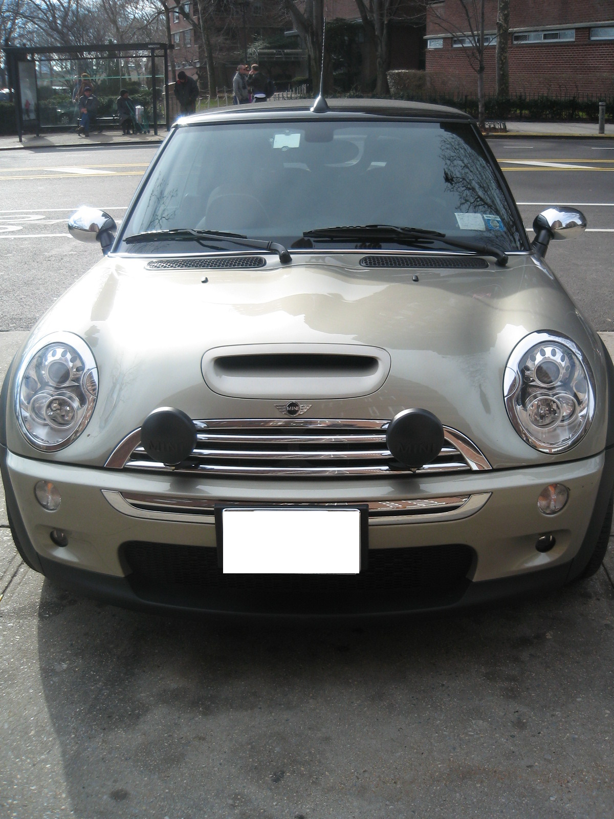 Mini Cooper S Sidewalk