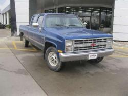 Chevrolet C-20 Crew Cab