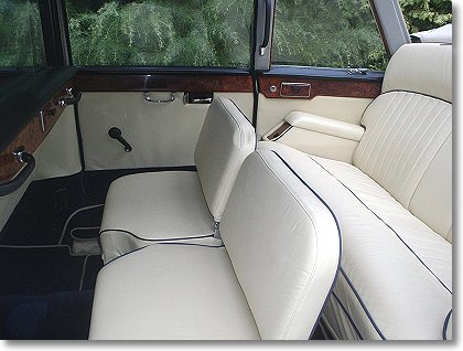 Daimler DS420 limousine