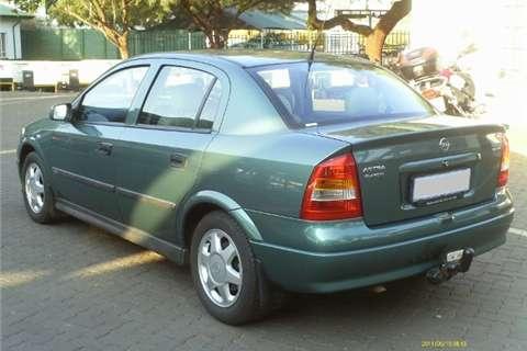 Opel Astra 16V