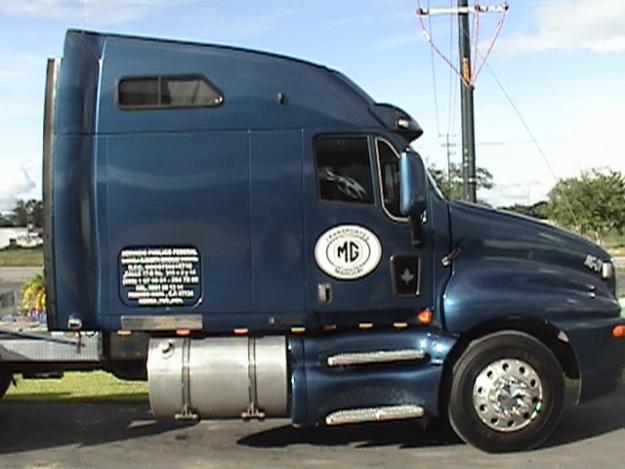 Kenworth T200