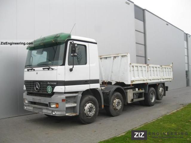 Mercedes-Benz Actros 3236 Mercedes-Benz Actros 3236