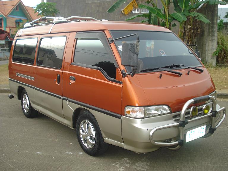 Hyundai Grace Van