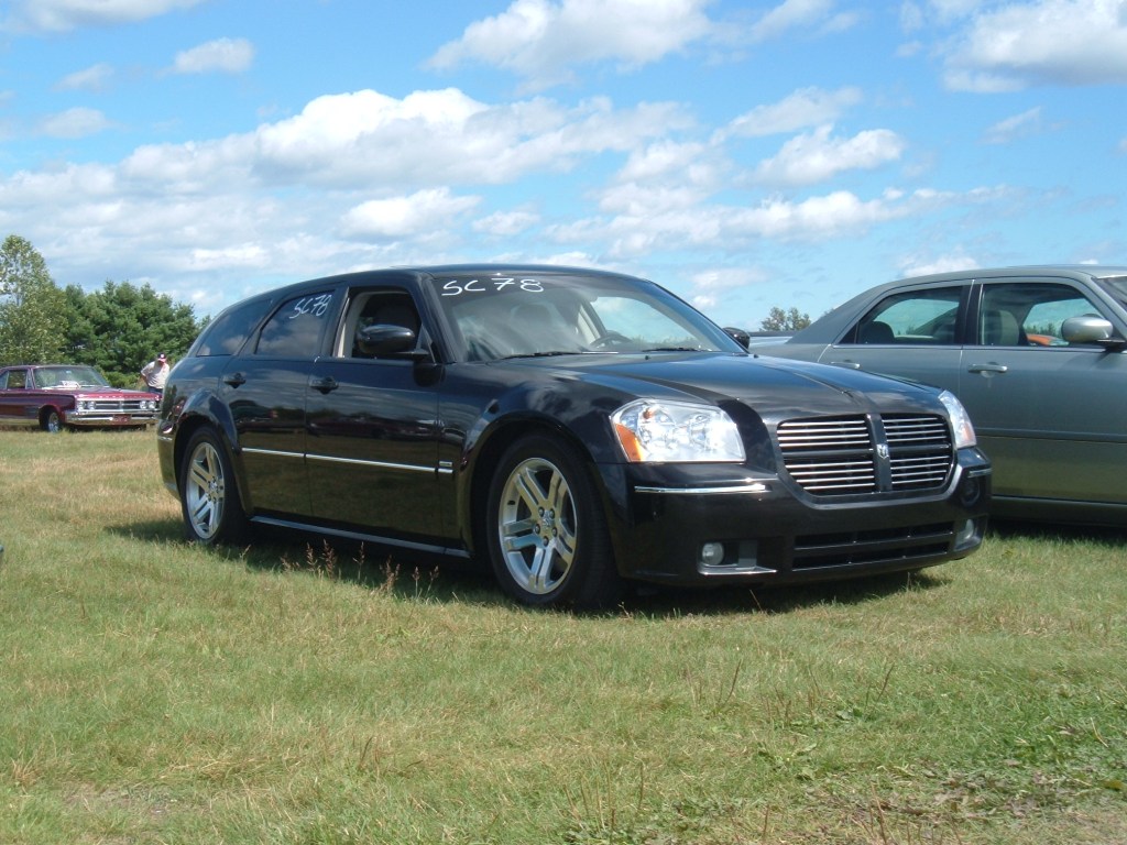 Dodge Magnum RT