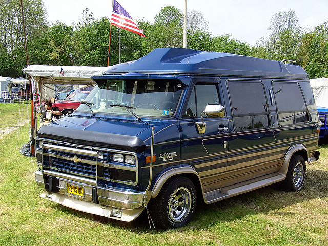 Chevrolet Chevy Van 10