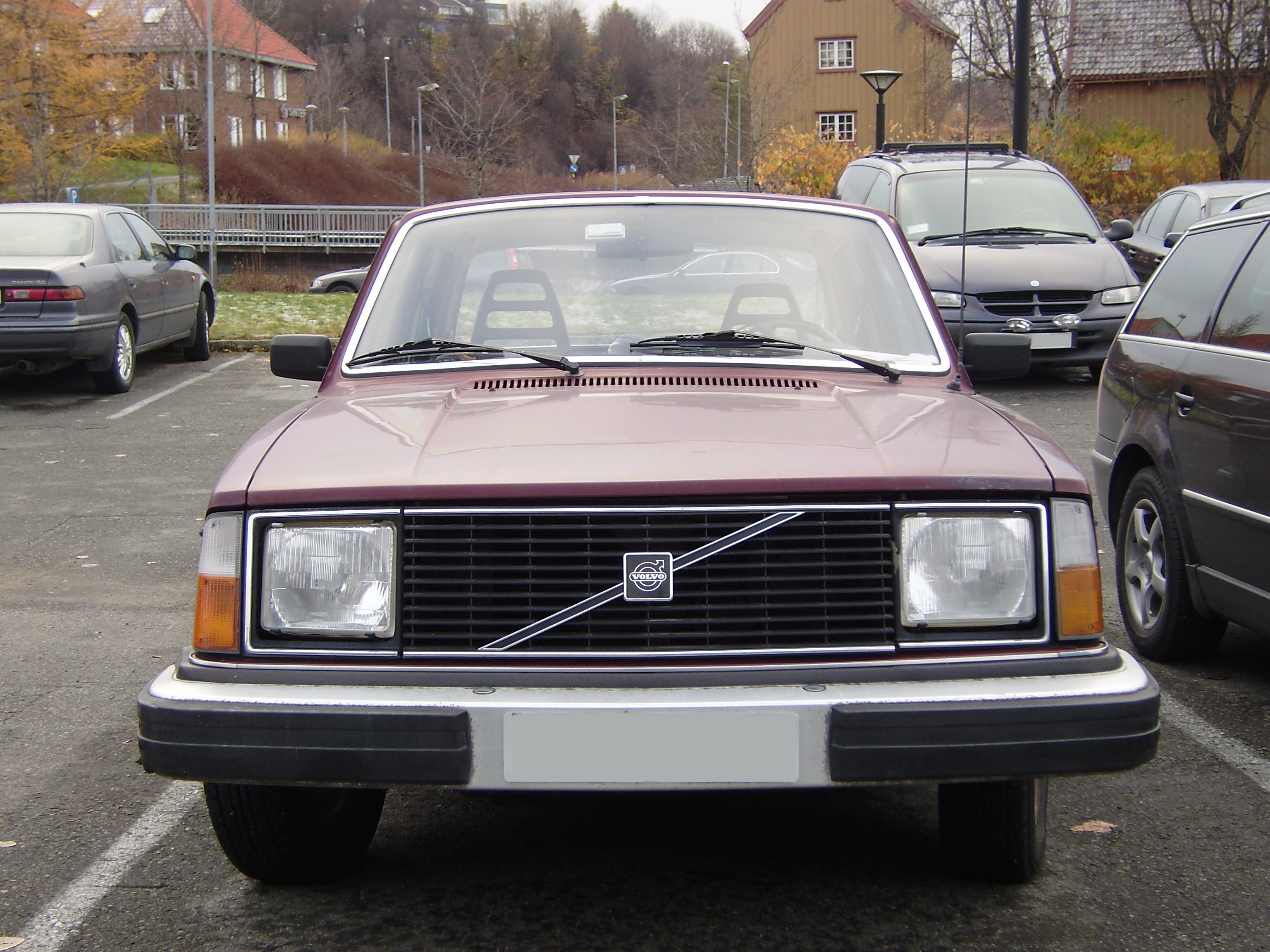 Volvo 244