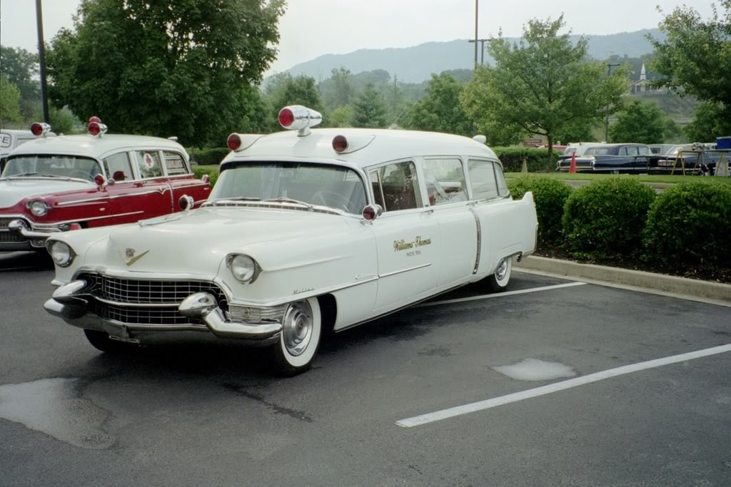 Packard 5413 Henney ambulance