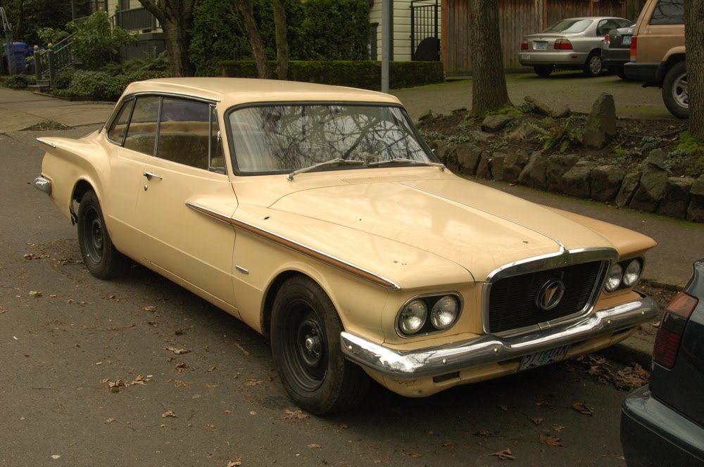 Plymouth Valiant Signet 4dr