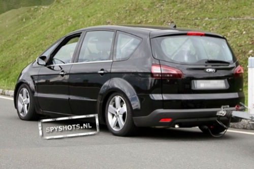 Ford Focus S-Max