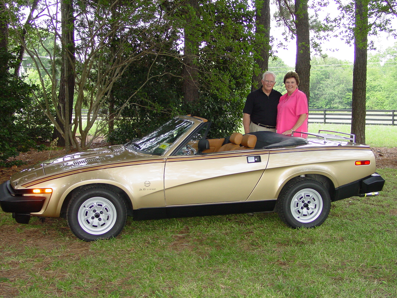 Triumph TR8