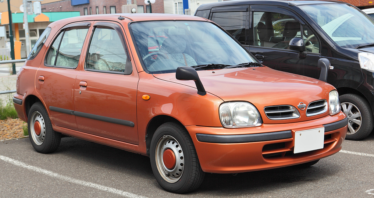 Nissan March Box