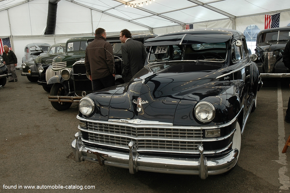 Chrysler Windsor lwb sedan