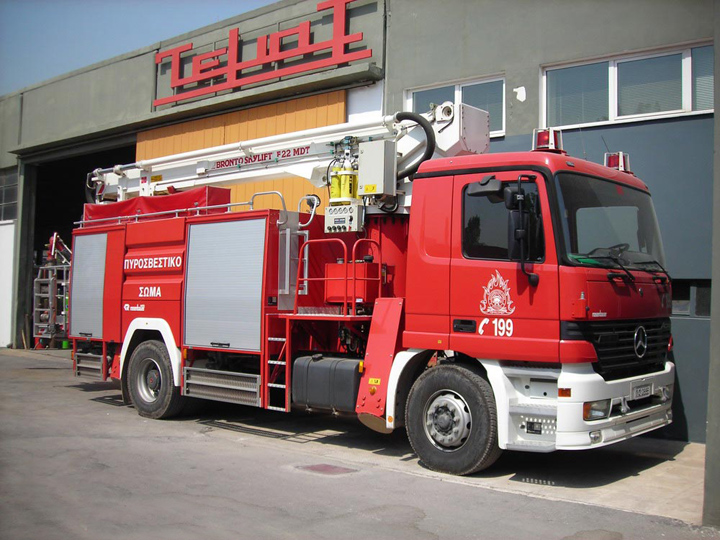 Mercedes-Benz Actros 485