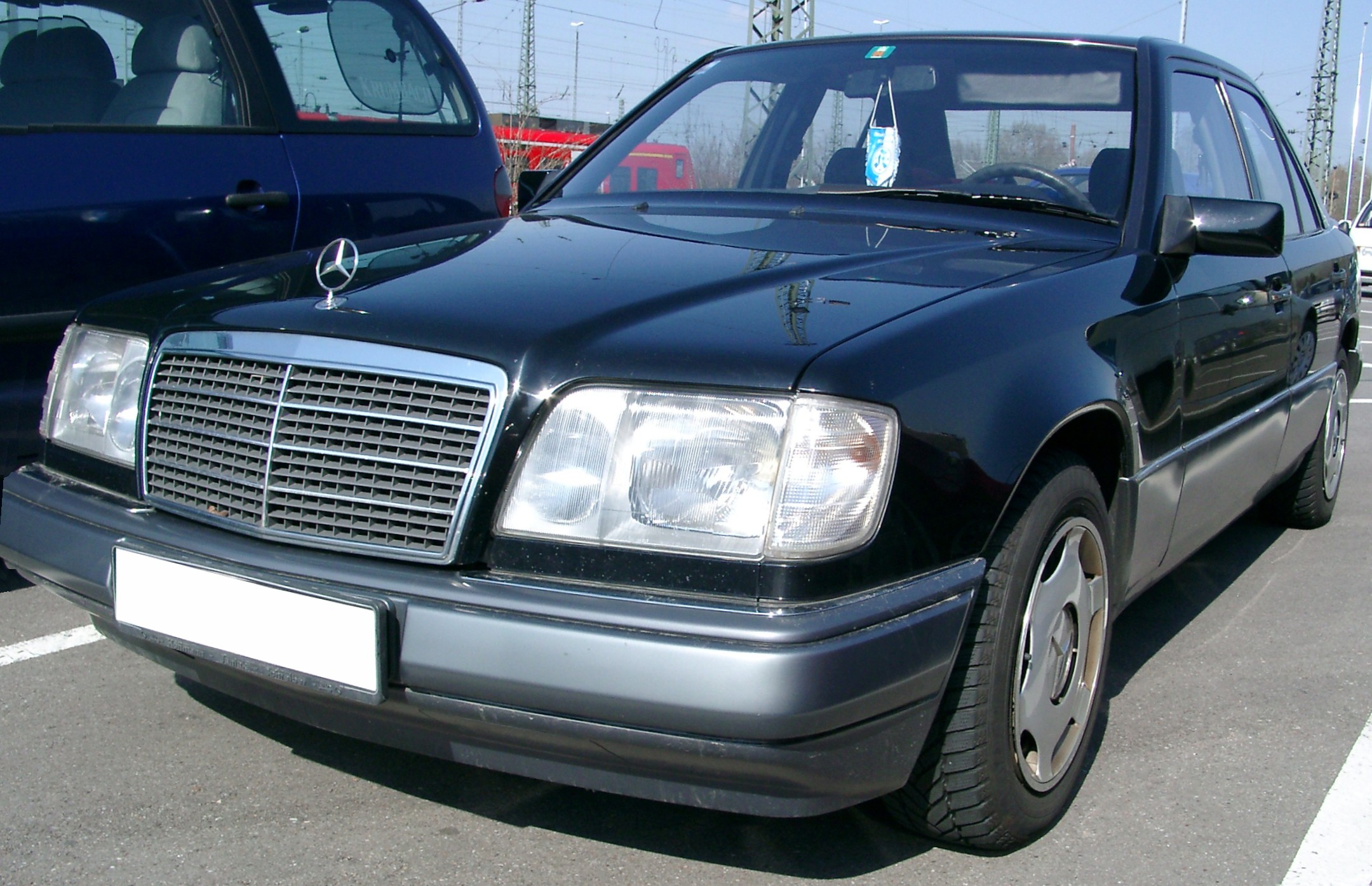 Mercedes-Benz W124