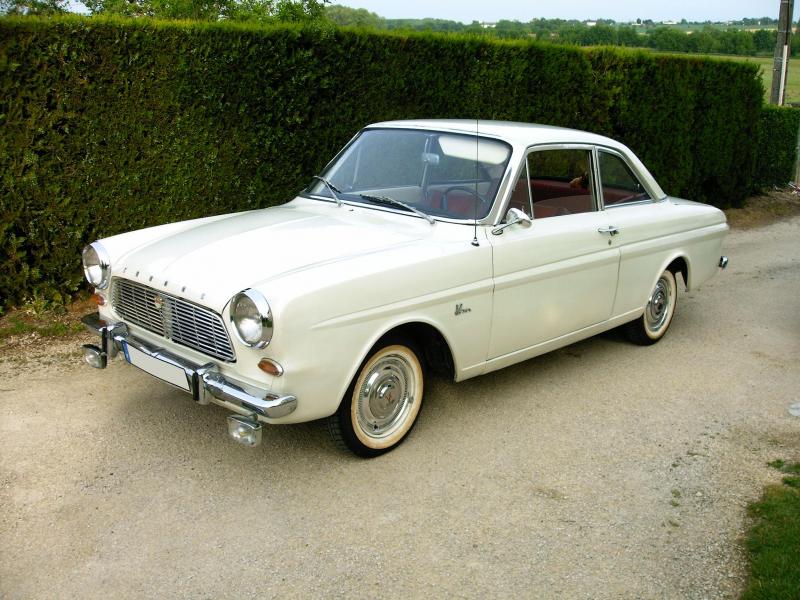 Ford TAUNUS 12 M