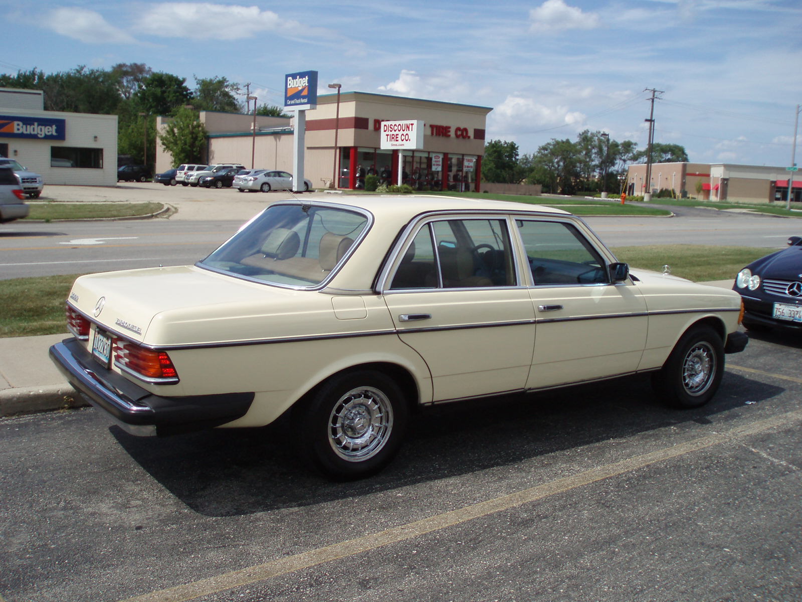 Mercedes-Benz 300 D Turbo Diesel