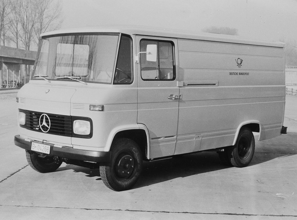 Mercedes-Benz Vario 408D