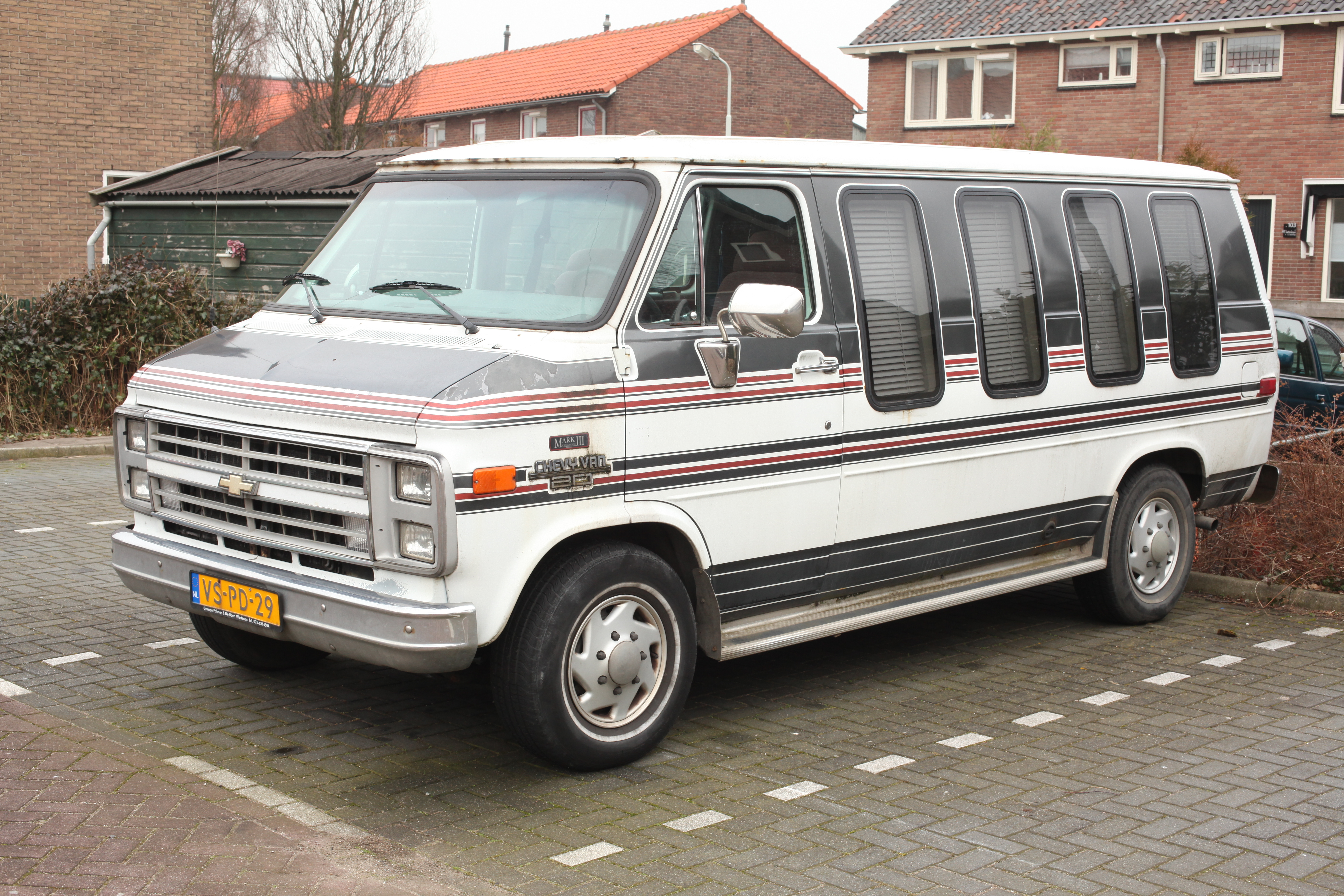 Chevrolet Chevy Van 20