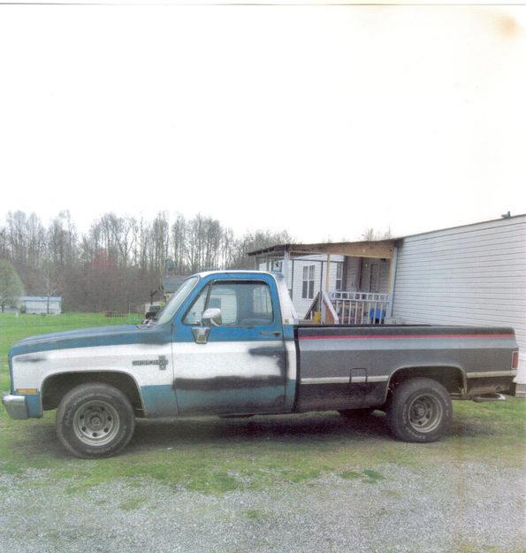 Chevrolet C-10 Custom Deluxe