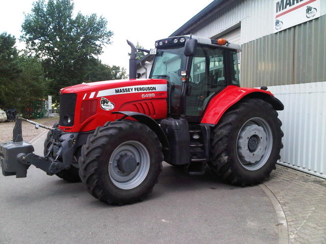 Massey Ferguson MF6499