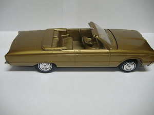 Dodge Custom 880 conv Dodge Custom 880 conv