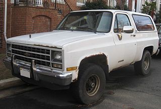 Chevrolet K5 Blazer 320