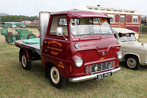 Ford Thames 800 Freighter pickup