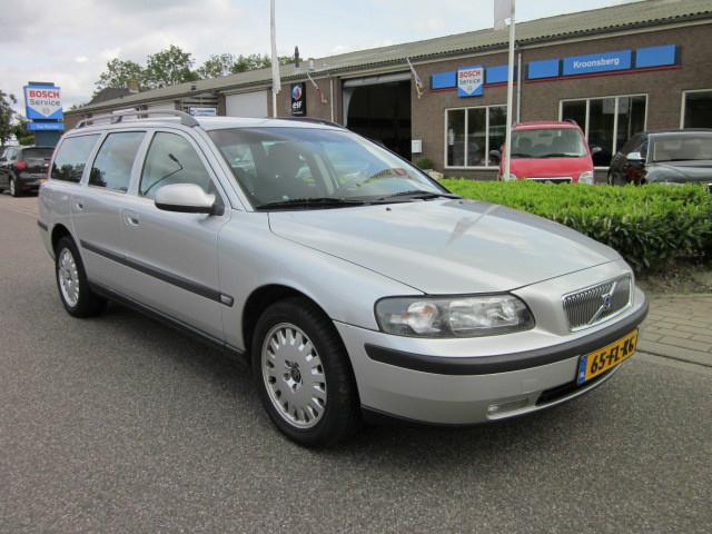 Volvo V70 24 T