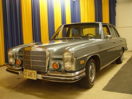 Mercedes-Benz 280 SE