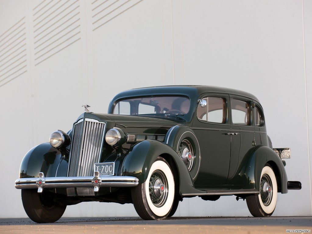 Packard 120 sedan