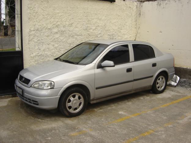 Chevrolet Astra 20 GLS Sedan