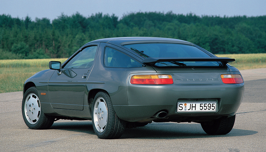 Porsche 928 S4