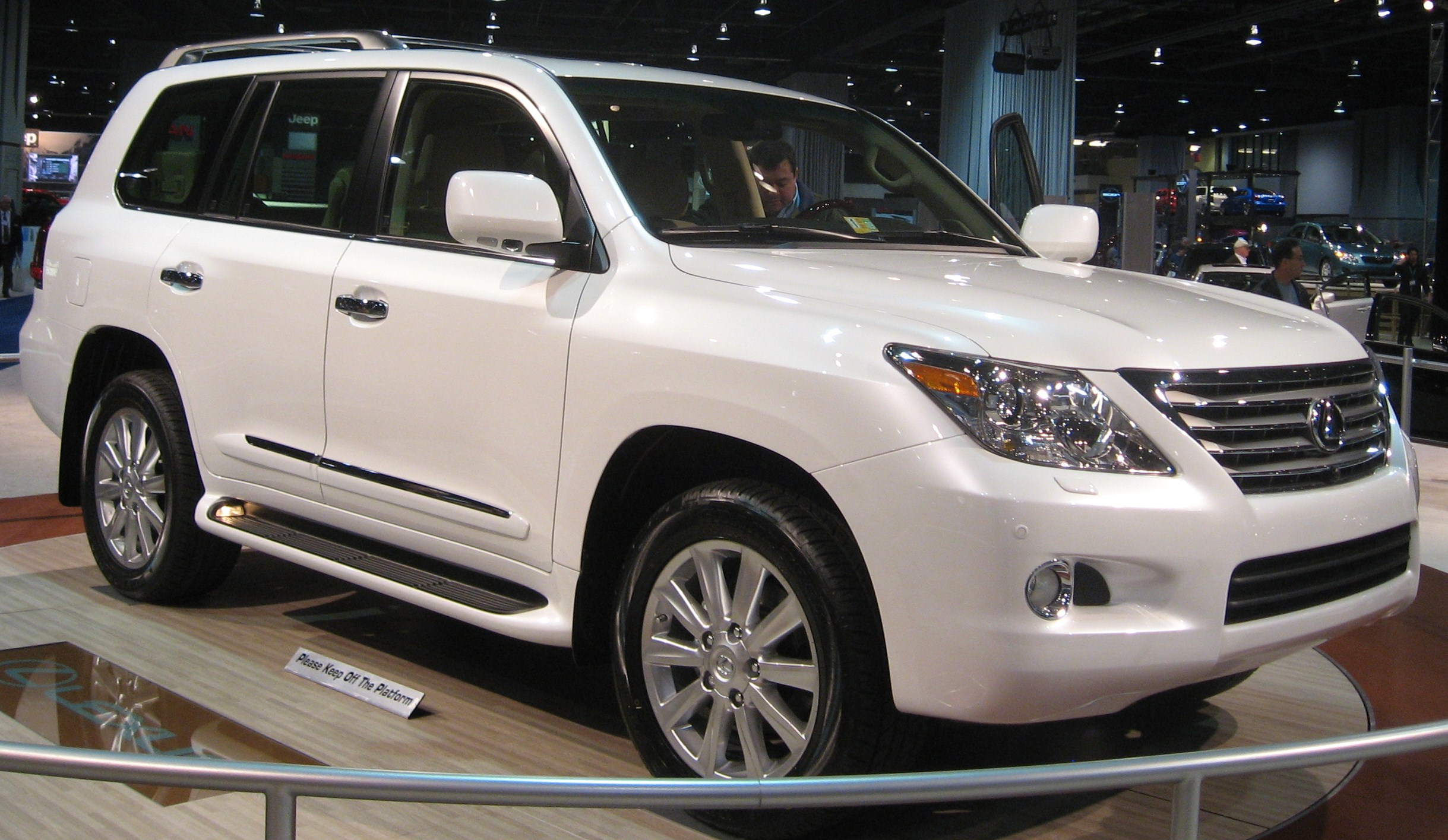 Lexus LX 570