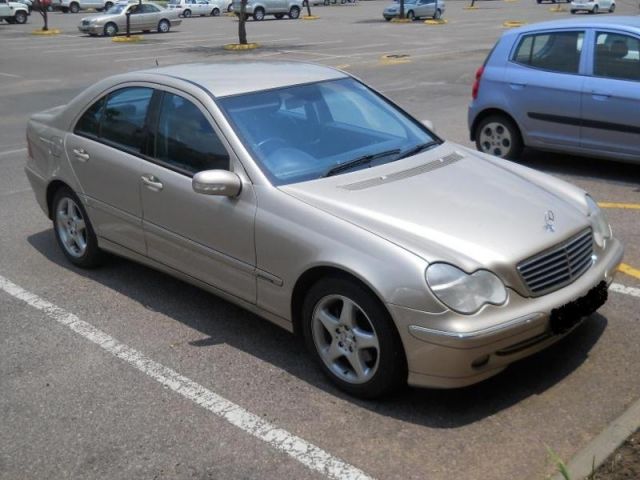 Mercedes-Benz C 180K Classic