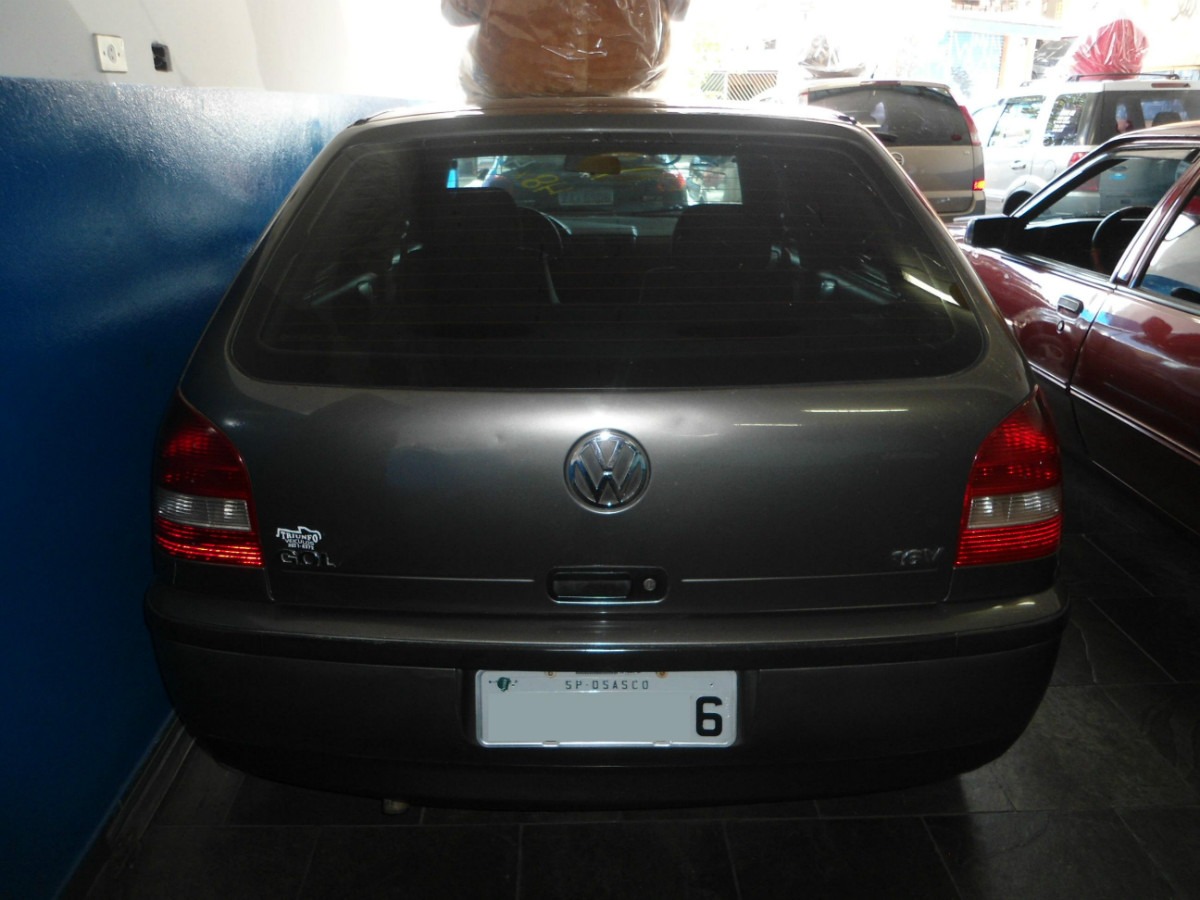 Volkswagen Gol 10